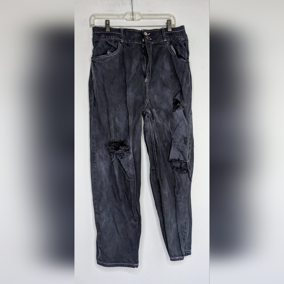 All Saints Hailey High-Rise Destroyed Tapered Jeans in Gray Wash - Picture 4 of 6